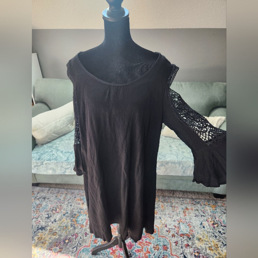 Nina Leonard Flirty Black Cold-Shoulder Dress with Lace Sleeve Detail Size XL